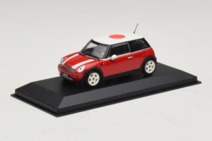 Mini Cooper レッド ジャパンフラッグ Minichamps 1:43 80420309024-R1 メタル - 画像 2/5