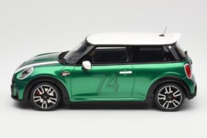 MINI Cooper F56 JCW British Racing グリーン Otto 1:18 OT1098 レジン - 画像 3/6