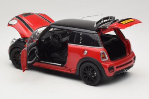 Mini Cooper John Cooper Works R56 レッド & ブラック Kyosho 1:18 80430419909 メタル - 画像 5/8