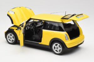 Mini Cooper One R50 エアロダイナミクスパッケージ イエロー Kyosho 1:18 80430148553 メタル - 画像 5/8