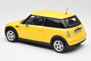 Mini Cooper One R50 エアロダイナミクスパッケージ イエロー Kyosho 1:18 80430148553 メタル - 画像 7/8