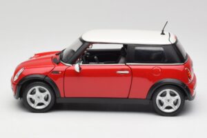 Mini Cooper R50 レッド Maisto 1:18 31619 メタル - 画像 3/8
