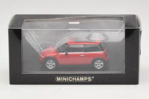 Mini Cooper レッド Minichamps 1:43 MINI010 メタル - 画像 4/4