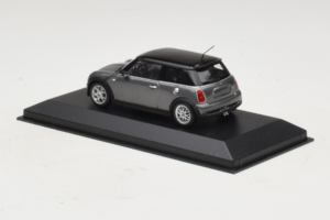 Mini Cooper S Grey Metallic Minichamps 1:43 80420148551-R1 メタル - 画像 3/4