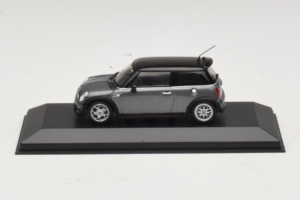 Mini Cooper S Grey Metallic Minichamps 1:43 80420148551-R1 メタル