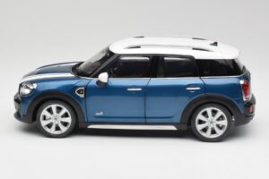 Mini Countryman F60 Island ブルー & ホワイト Kyosho 1:18 80432447940 メタル - 画像 4/8