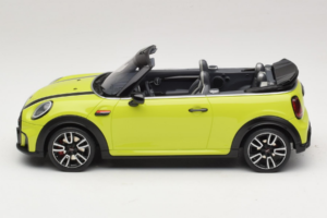 Mini JCW Cabrio F57 Zesty Yellow C5H Otto 1:18 OT1303 レジン - 画像 3/6
