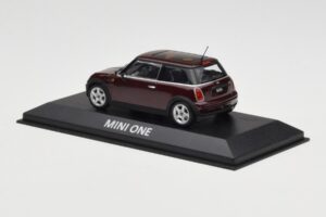 Mini One R50 ダークレッド ブラックルーフ Minichamps 1:43 MINI008 メタル - 画像 3/5
