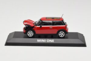 Mini One R50 レッド レッドルーフ Minichamps 1:43 MINI001 メタル - 画像 5/5