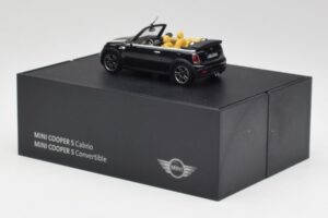 Mini Cooper S R57 カブリオレ ブラック Minichamps 1:43 80422148818 メタル - 画像 3/4