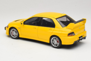 Mitsubishi Lancer Evolution IX GSR イエロー AUTOart 1:18 77192 メタル - 画像 7/8