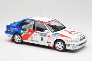 Mitsubishi Galant VR-4 #9 K. Eriksson / S. Parmander RAC Rally 1990 IXO 1:18 18RMC192A メタル - 画像 4/6