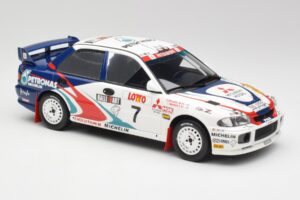 Mitsubishi Lancer Evo 3 Group A #4 T. Makinen / S. Harjanne Rally Australia 1996 Otto 1:18 OT475 レジン - 画像 4/6
