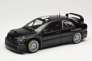 Mitsubishi Lancer Evolution WRC Plain Body ブラック AUTOart 1:18 80528 メタル