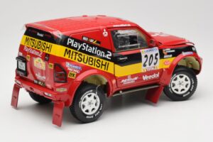 Mitsubishi Pajero Rallye Raid #205 Paris-Dakar Rally 2001 Solido 1:18 9022 メタル - 画像 3/8