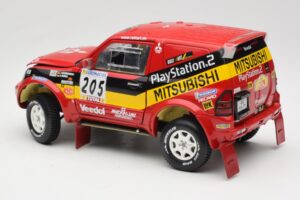 Mitsubishi Pajero Rallye Raid #205 Paris-Dakar Rally 2001 Solido 1:18 9022 メタル - 画像 7/8
