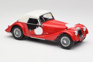 Morgan 4/4 Plus Competition Hardtop レッド Kyosho 1:18 08114R メタル - 画像 6/8
