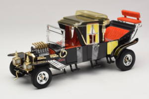 Munsters Koach ブラック ERTL 1:18 33036 メタル