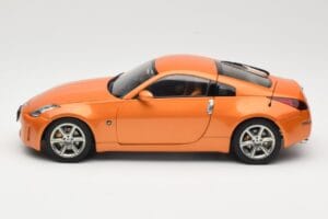 Nissan 350Z Z33 Sunset Orange AUTOart 1:18 77312 メタル - 画像 4/8