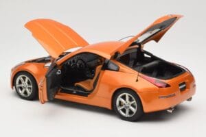 Nissan 350Z Z33 Sunset Orange AUTOart 1:18 77312 メタル - 画像 5/8