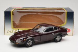 Nissan Fairlady 240Z-G S30 マルーン Kyosho 1:18 08212M メタル - 画像 8/8