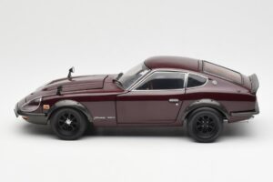 Nissan Fairlady 240ZG ブラウン Kyosho 1:18 08217M メタル - 画像 4/8