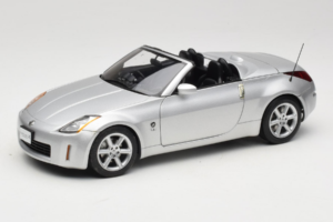 Nissan Fairlady Z Z33 Roadster Diamond Silver AUTOart 1:18 77376 メタル