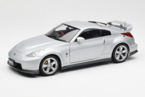 Nissan Fairlady Z Z34 NISMO Type 380RS シルバー AUTOart 1:18 77401 メタル