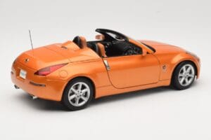Nissan Fairlady Z Z33 Roadster Sunset Orange AUTOart 1:18 77377 メタル - 画像 3/8