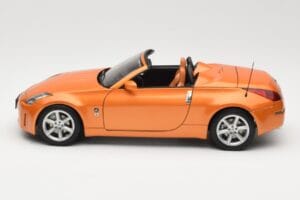 Nissan Fairlady Z Z33 Roadster Sunset Orange AUTOart 1:18 77377 メタル - 画像 4/8