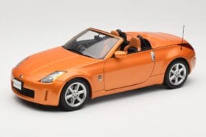 Nissan Fairlady Z Z33 Roadster Sunset Orange AUTOart 1:18 Nissan Fairlady Z Z33 Roadster Sunset Orange AUTOart 1:18 77377 メタル