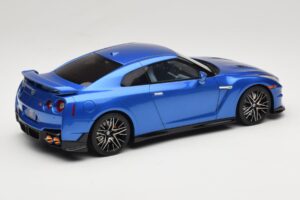 Nissan GT-R R35 Skyline Edition Bayside Blue GT Spirit 1:18 GT521 レジン - 画像 2/6