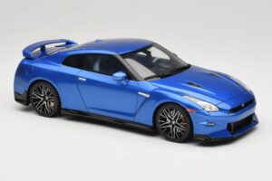 Nissan GT-R R35 Skyline Edition Bayside Blue GT Spirit 1:18 GT521 レジン - 画像 4/6