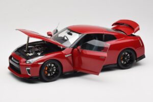 Nissan GT-R R35 Track Edition NISMO Vibrant Red MotorHelix 1:18 M83511 メタル - 画像 2/8