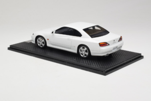 Nissan Silvia S15 Spec-S ホワイト Cracked Plexi One Model 1:18 REMC034 メタル - 画像 5/7