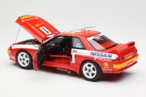 Nissan Skyline GT-R R32 #1 J. Richards / M. Skaife Bathurst 1000 Winner 1992 AUTOart 1:18 89279 メタル - 画像 5/8