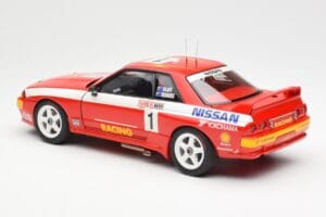 Nissan Skyline GT-R R32 #1 J. Richards / M. Skaife Bathurst 1000 Winner 1992 AUTOart 1:18 89279 メタル - 画像 7/8