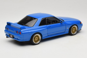 Nissan Skyline GT-R R32 V-Spec II Tuned ブルー AUTOart 1:18 77415 メタル - 画像 3/8