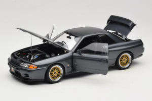 Nissan Skyline GT-R R32 V-Spec II Tuned Gun Grey Metallic AUTOart 1:18 77417 メタル - 画像 2/8