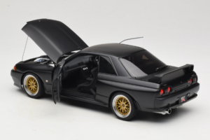 Nissan Skyline GT-R R32 V-Spec II Tuned Version Matt Black AUTOart 1:18 77418 メタル - 画像 5/8