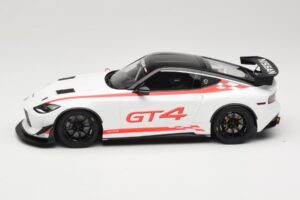 Nissan Z RZ34 GT4 Presentation 2022 Otto 1:18 OT1124 レジン - 画像 3/6