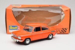 NSU 1000 TT オレンジ Revell 1:18 08884 メタル - 画像 8/8