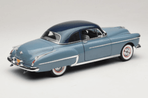 Oldsmobile 88 ブルー Grease Auto World 1:18 AWSS103/06 メタル - 画像 3/8
