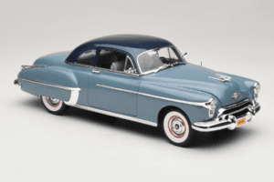 Oldsmobile 88 ブルー Grease Auto World 1:18 AWSS103/06 メタル - 画像 6/8
