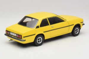 Opel Ascona B SR イエロー フロント擦り傷あり Sun Star 1:18 5384 メタル - 画像 3/9