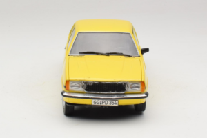 Opel Ascona B SR イエロー フロント擦り傷あり Sun Star 1:18 5384 メタル - 画像 4/9