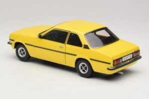 Opel Ascona B SR イエロー フロント擦り傷あり Sun Star 1:18 5384 メタル - 画像 8/9