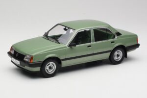 Opel Ascona C Metallic Light Green MCG 1:18 MCG18458 メタル