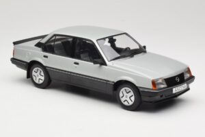 Opel Ascona C SR シルバー MCG 1:18 MCG18460 メタル - 画像 4/6