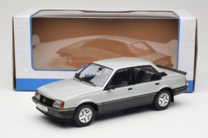 Opel Ascona C SR シルバー MCG 1:18 MCG18460 メタル - 画像 6/6